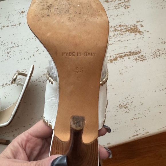 Michael Kors Elegant White/ Gold accented Women's Heeled Sandals - Picture 5 of 5